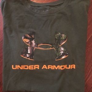 Boys under armour t shirt